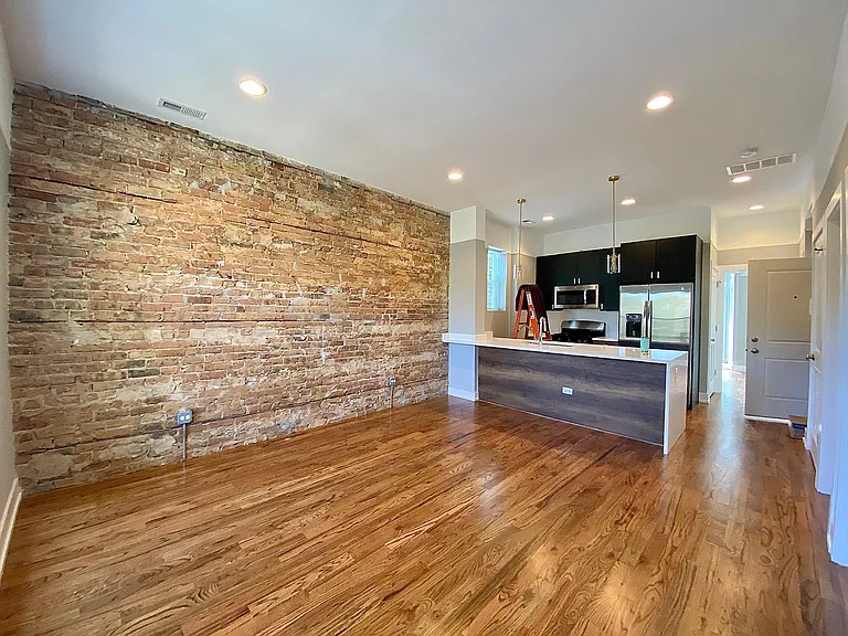 1836 W Augusta Blvd #1F — Photo 31