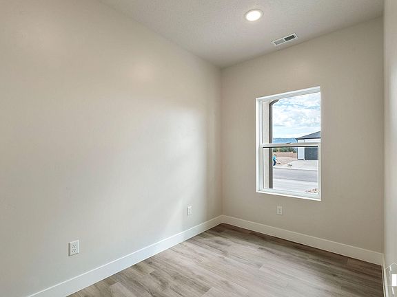 3rd image of 4658 W 275 N Lot 101
