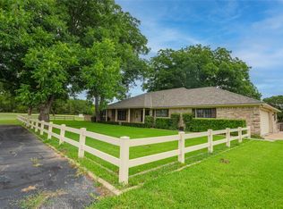 135 Private Road 2526, Meridian, TX 76665