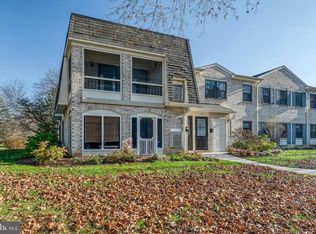 110 Valleybrook Dr, Lancaster, PA 17601