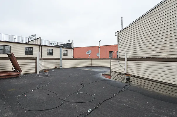 Rented by Brick&Mortar | media 8