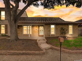 382 Fenwick Dr, Windcrest, TX 78239