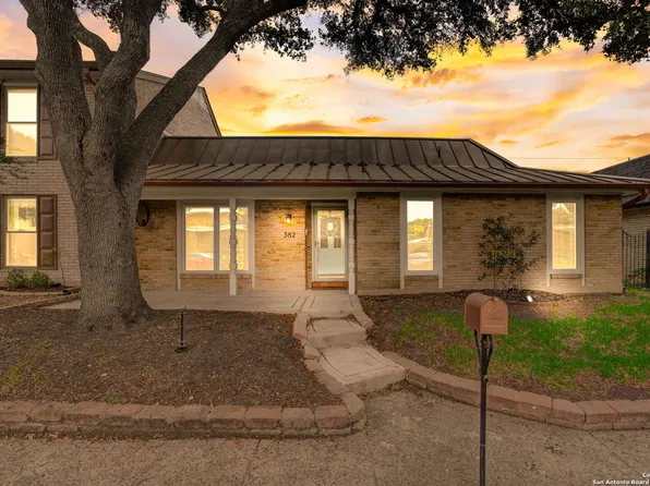 382 FENWICK DR, Windcrest, TX 78239