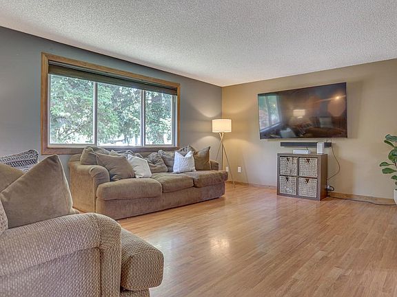 5th image of 13200 Autumn Ln
