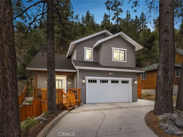 5213 E Canyon Dr, Wrightwood, CA 92397