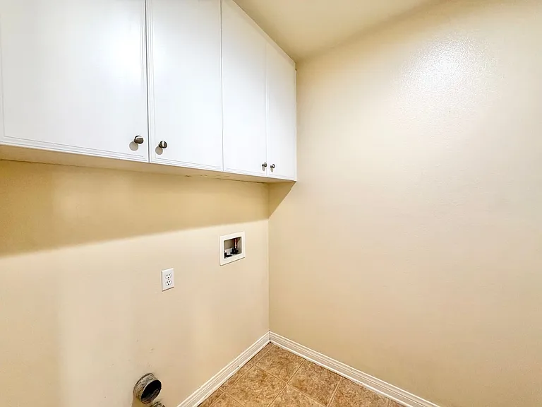 29998 Couples Ave — Photo 9