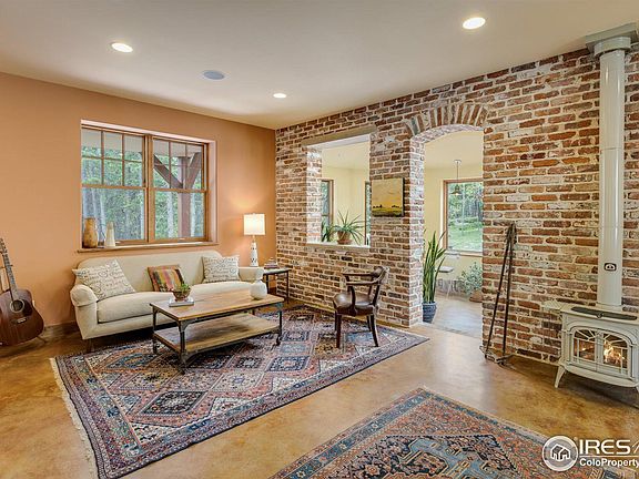 3rd image of 55 Arikaree Cir