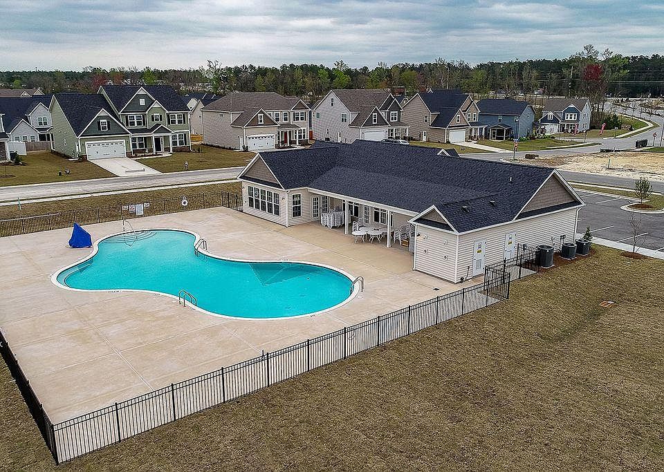 471 Bedford Dr, Raeford, NC 28376 Zillow