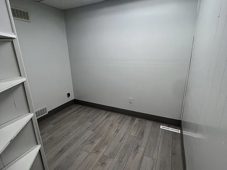 220 E Edison St #1 — Photo 9