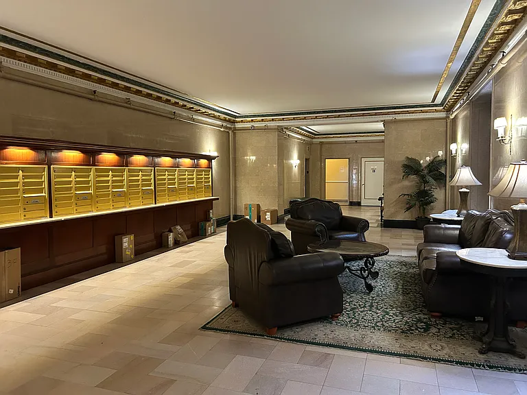365 W End Ave #4D — Photo 16