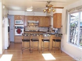 104 Blackstone Dr, San Rafael, CA 94903