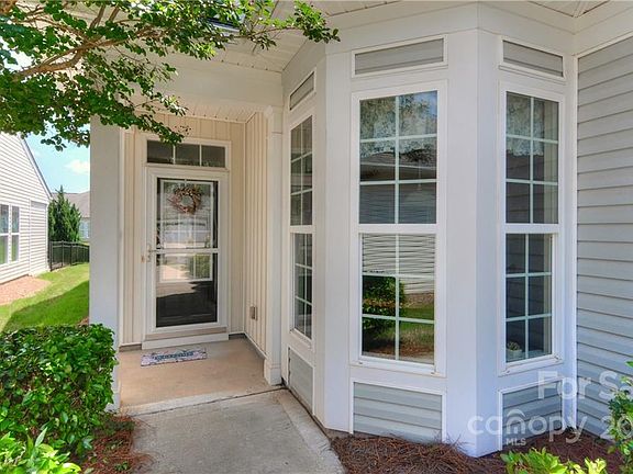 3rd image of 23121 Whimbrel Cir