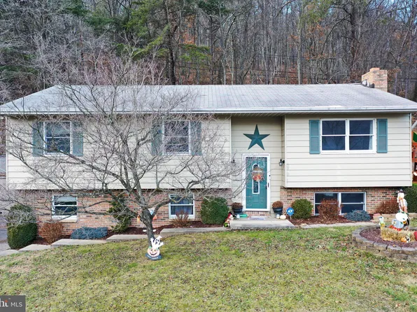 12605 N Cresap St, Cumberland, MD 21502