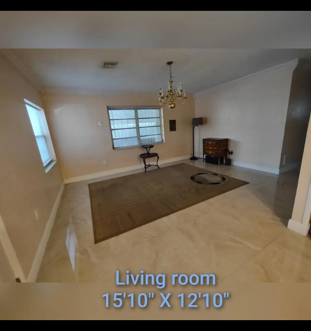 3 bed, 1000 sqft, $2,800 — Photo 2