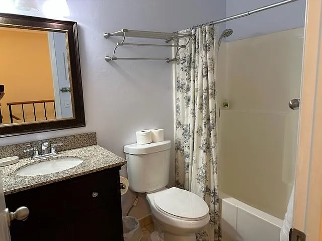 19096 Dyer Ct #2 — Photo 7