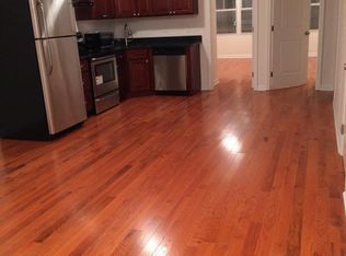 337 N 40th St APT 4, Philadelphia, PA 19104