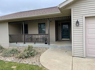 311 W Parry St, Dodgeville, WI