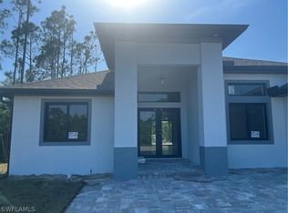 1005 Hibiscus Ave, Lehigh Acres, FL 33972