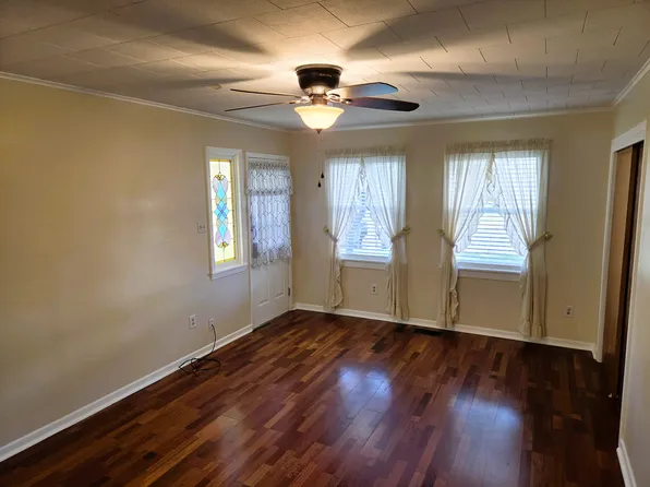903 Wright St #903, Llano, TX 78643