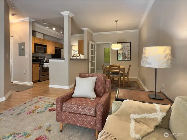 801 Rainier Avenue N #E-126, Renton, WA 98057
