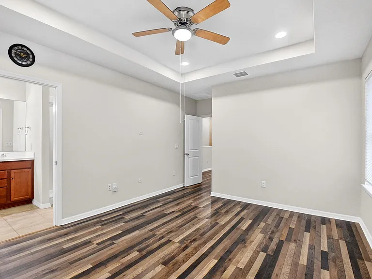 2833 Troubadour St #2833 — Photo 41