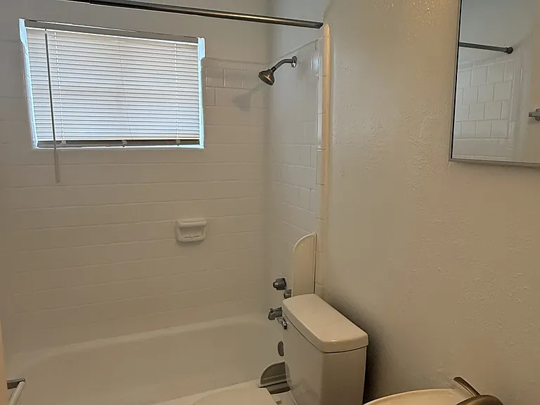 5603 Jackson St — Photo 31