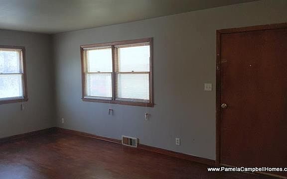 4th image of 512 S Oxford Ave