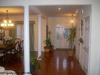2nd image of 1064 Autumn Ave