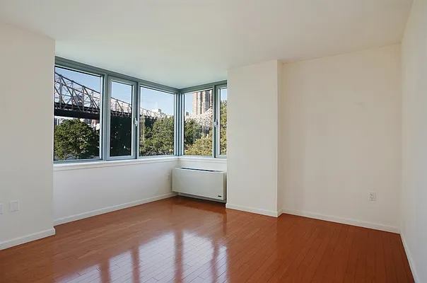 Rented by Corcoran | media 70