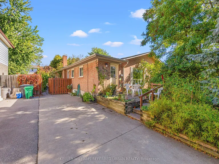 3457 Galena Cres #BASEMENT — Photo 1