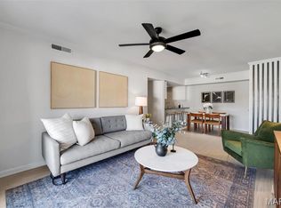 538 Nirk Ave APT E, Saint Louis, MO 63122