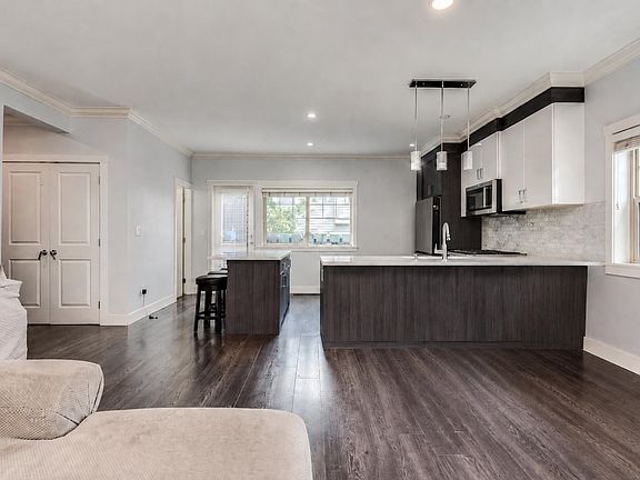 4th image of 19097 64th Ave #13