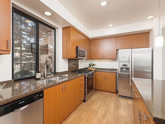 4th image of 10745 N De Anza Blvd Unit 301