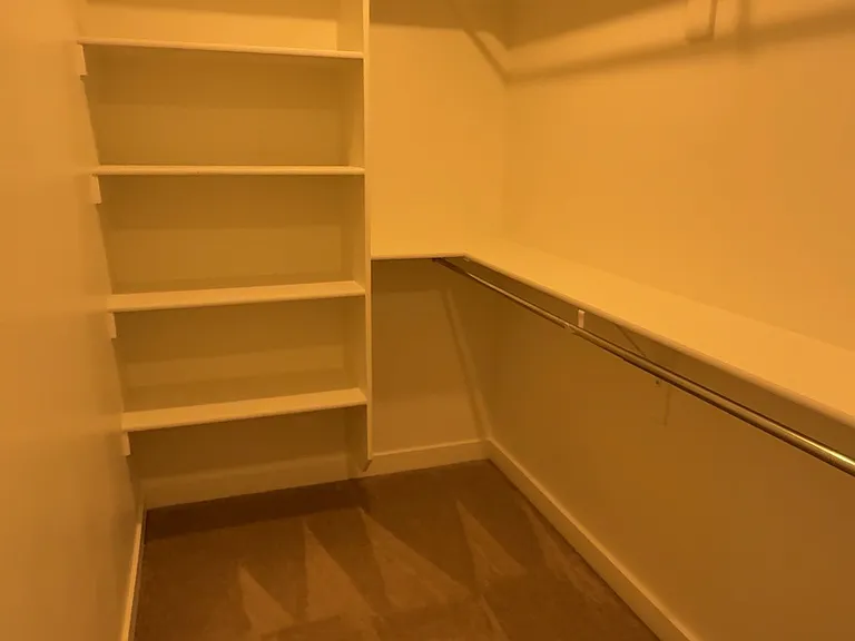 11433 S Prosperity Rd — Photo 28