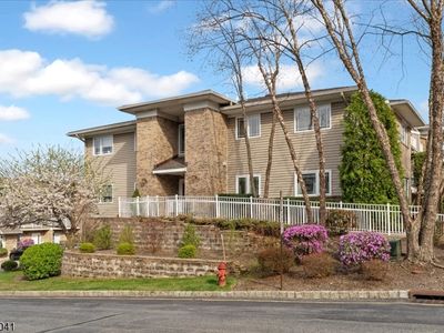 8 Wilshire Ter #8, Butler, NJ, 07405