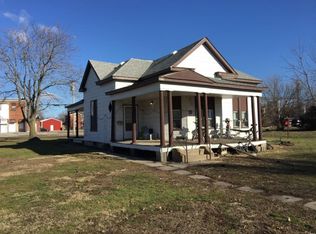 301 E 1st South St, Mount Olive, IL