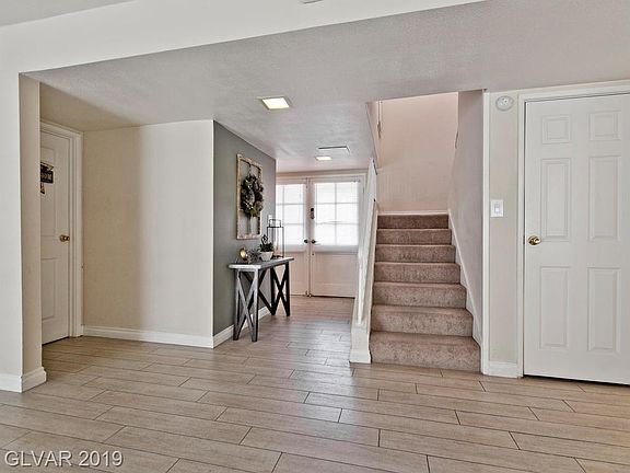 4th image of 3047 Hebard Dr