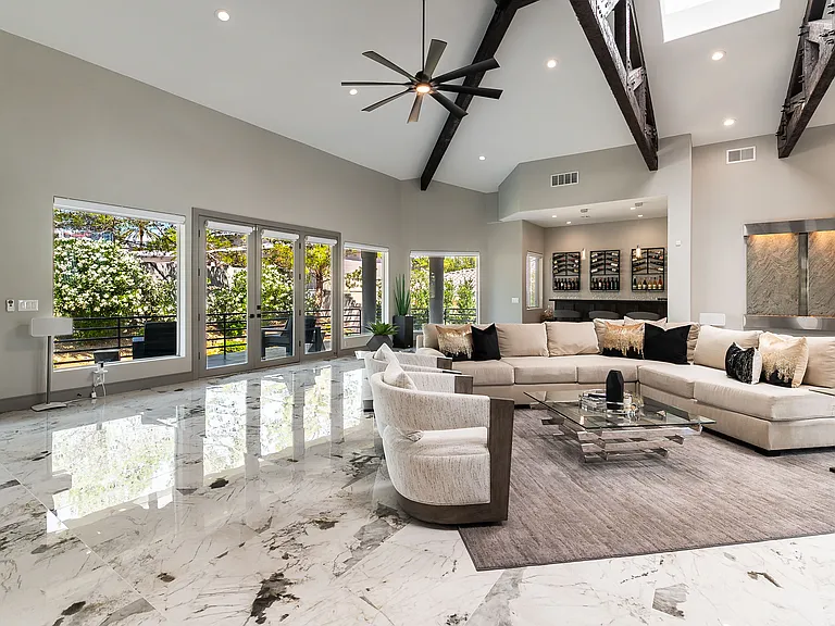 7880 Dana Point Ct — Photo 8