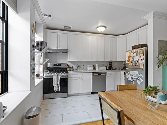 4th image of 353 Ocean Ave APT 2B