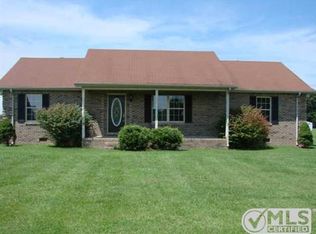 101 Morgan Rd, Lafayette, TN 37083