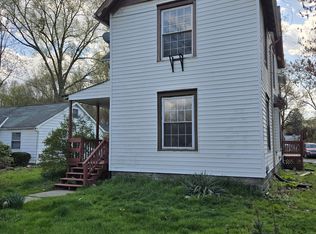 1611 Grafton Rd, Elyria, OH 44035