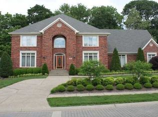 703 Oxmoor Woods Pkwy, Hurstbourne, KY 40222