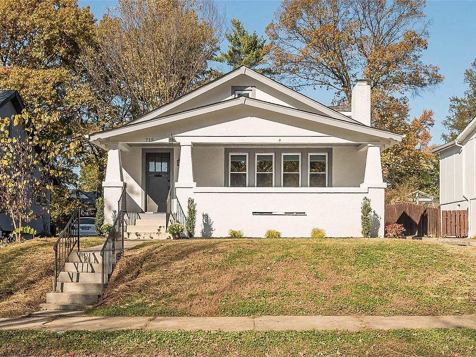 1st image of 715 Oakway Pl