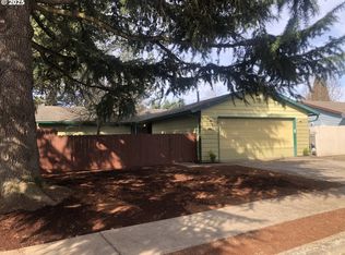 1179 SE Maple Pl, Gresham, OR 97080