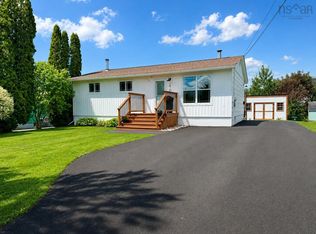46 Donald Ave, Amherst, NS B4H4C5
