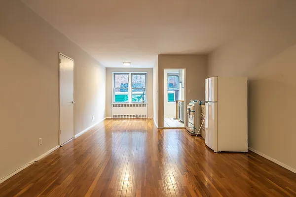 Rented by Metropolitan Equities | media 8