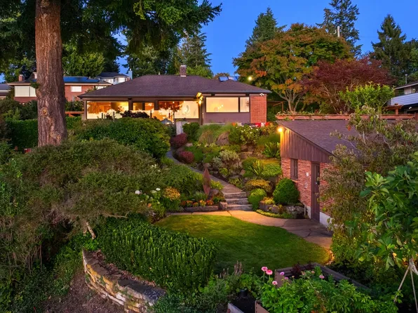 5220 SW Pritchard Street, Seattle, WA 98116