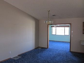 4th image of 3732 N Sharon Dr