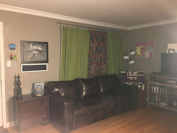 4th image of 7516 Grand Ave