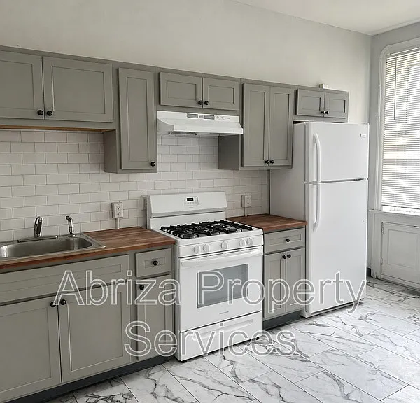 4523 Adelaide Ave #1F — Photo 2
